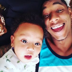 Meet your Posher, Dee